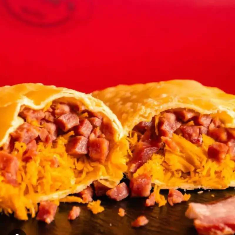 Pastel de Frango com bacon